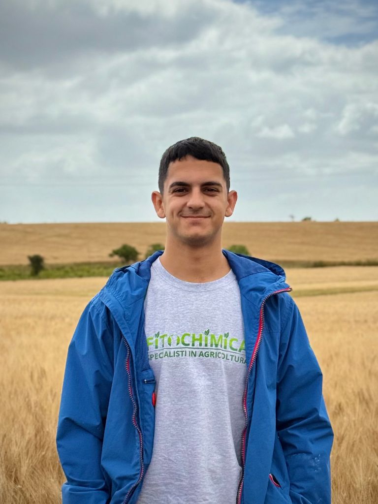 Riccardo Zara - Magazziniere